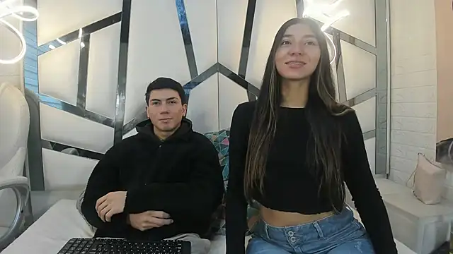 Snapshot of ScarlettAndLucas chatting on February 23, 2026, 12:46 pm ScarlettAndLucas online show from February 23, 2026, 12:46 pm