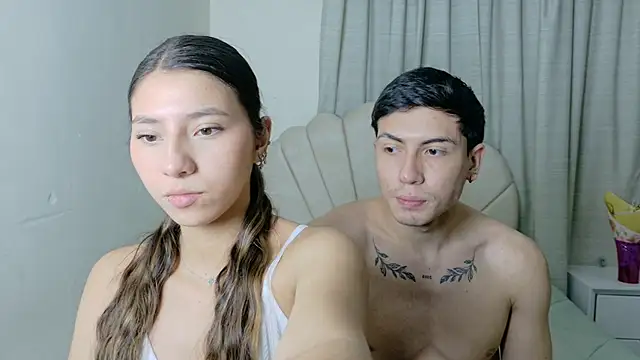 ScarlettAndLucas online show from May 27, 2026, 2:30 am
