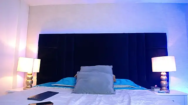 Snapshot of Laurent_Morris chatting on February 9, 2026, 2:21 pm Laurent Morris online show from February 9, 2026, 2:21 pm