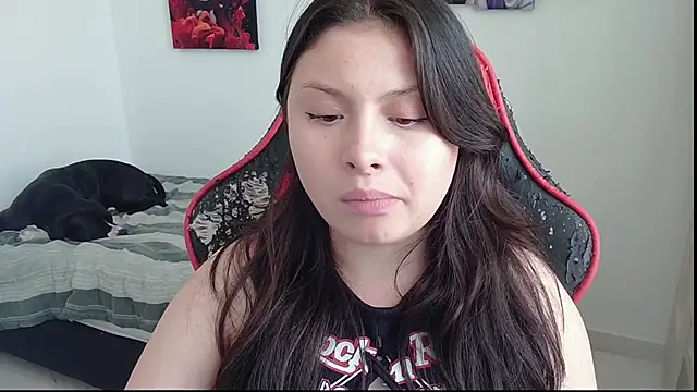 yessica gomez01 online show from March 2, 2026, 7:54 pm