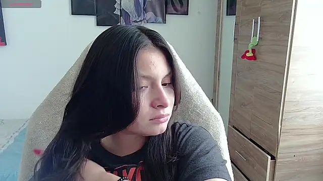 yessica gomez01 online show from June 2, 2026, 8:44 pm