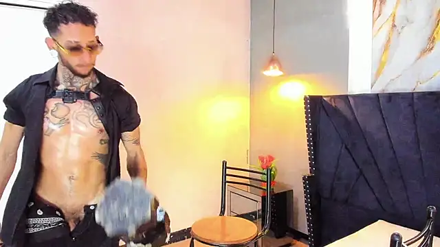 axel valtier online show from January 13, 2026, 3:45 am