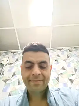 ashleellaunda7582 online show from March 26, 2026, 6:24 pm