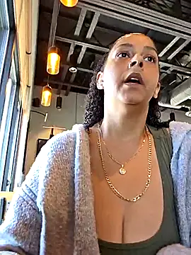 tastesosweet online show from April 14, 2026, 6:14 pm