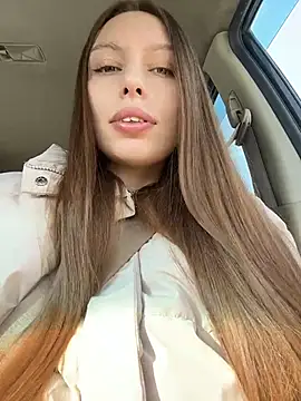 Snapshot of LeiaMood chatting on March 4, 2026, 4:51 am LeiaMood online show from March 4, 2026, 4:51 am