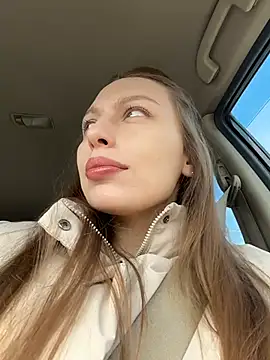 LeiaMood online show from March 18, 2026, 5:10 am