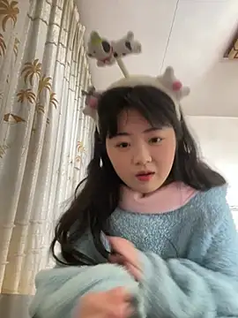 Snapshot of Mloy-01 chatting on February 21, 2026, 5:52 am Mloy-01 online show from February 21, 2026, 5:52 am