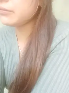 jjennyyy online show from April 17, 2026, 1:30 am