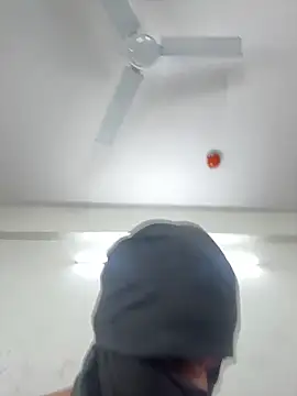 Snapshot of Cutenikkibaby chatting on February 16, 2026, 6:42 am Cutenikkibaby online show from February 16, 2026, 6:42 am