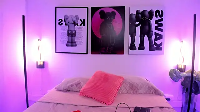 MiiaBlake  online show from January 14, 2026, 3:45 am