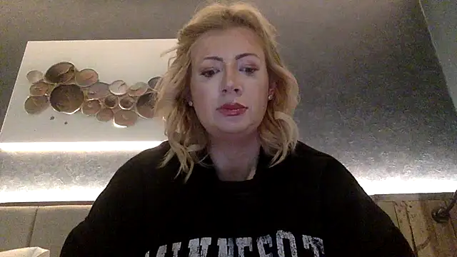 SydneyNoir online show from January 13, 2026, 8:19 am