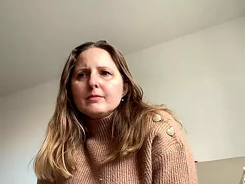 luna11000 online show from January 10, 2026, 2:08 pm