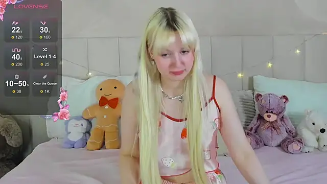 AdeleSilvy online show from June 5, 2026, 6:52 am