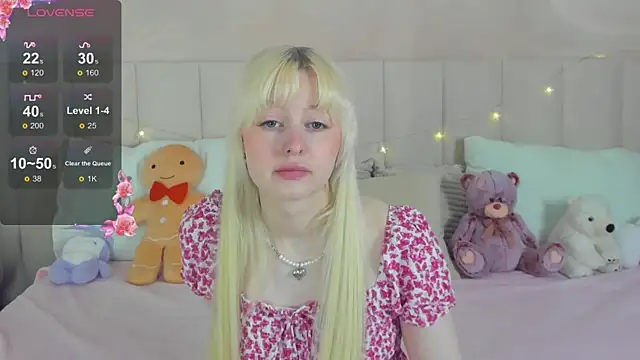 AdeleSilvy online show from June 6, 2026, 1:43 am