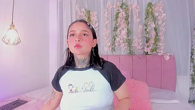 nicky bonny18 online show from February 4, 2026, 12:22 pm