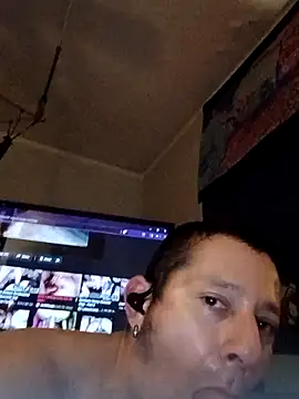 Enriquelobito69xh online show from April 9, 2026, 1:05 pm