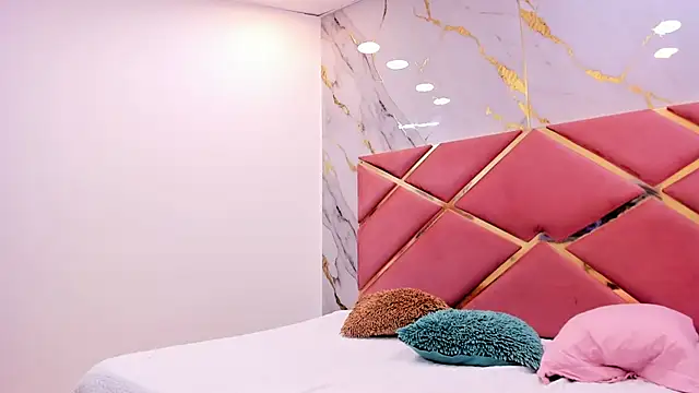 passion black online show from February 12, 2026, 7:20 pm