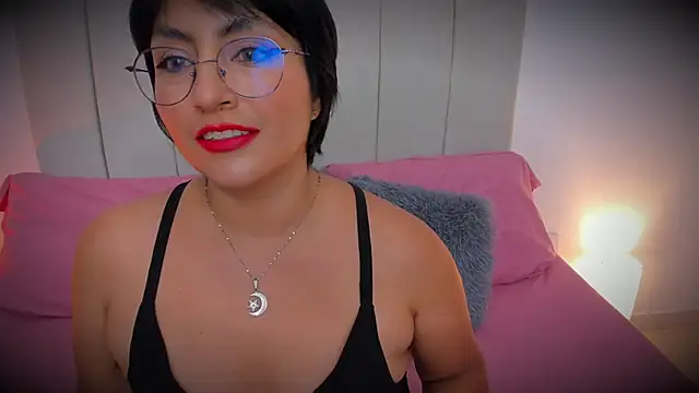 Snapshot of nathy_bush chatting on April 22, 2026, 8:43 pm nathy bush online show from April 22, 2026, 8:43 pm