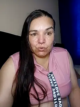 Snapshot of lee_hot chatting on February 4, 2026, 7:31 pm lee hot online show from February 4, 2026, 7:31 pm