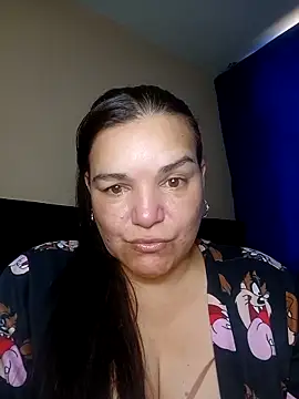 Snapshot of lee_hot chatting on February 7, 2026, 4:11 pm lee hot online show from February 7, 2026, 4:11 pm