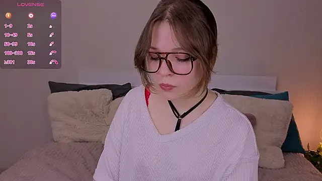 Next2Marie online show from February 4, 2026, 3:34 am