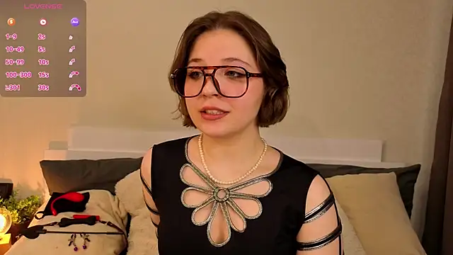 Next2Marie online show from April 1, 2026, 4:13 am