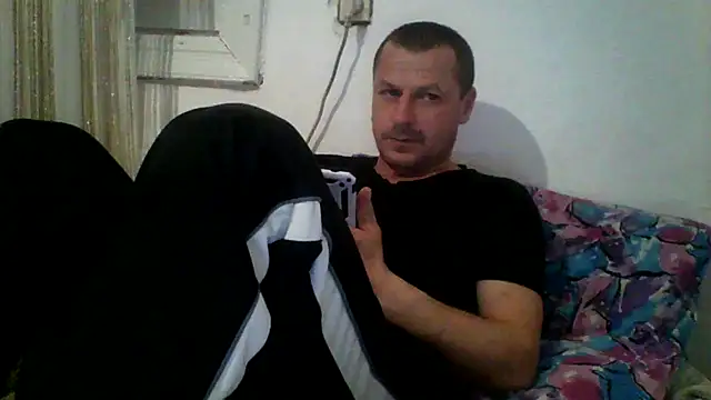 Snapshot of Ivan9iutt chatting on January 31, 2026, 7:34 pm Ivan9iutt online show from January 31, 2026, 7:34 pm
