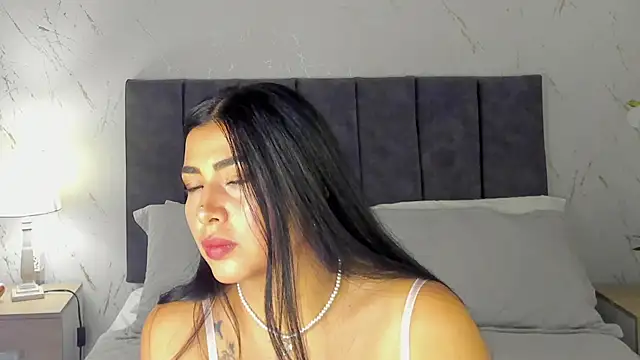 Snapshot of Antonella_Coruso chatting on February 17, 2026, 8:48 pm Antonella Coruso online show from February 17, 2026, 8:48 pm