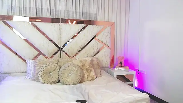 Snapshot of JuliKeita chatting on January 14, 2026, 9:20 pm JuliKeita online show from January 14, 2026, 9:20 pm