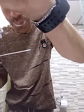 torvyHot online show from March 22, 2026, 11:46 am