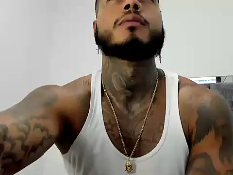 Snapshot of alexis_27121 chatting on March 4, 2026, 5:02 am alexis 27121 online show from March 4, 2026, 5:02 am