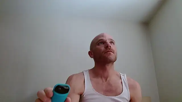 Snapshot of FrankieFuckMe chatting on February 7, 2026, 7:50 pm FrankieFuckMe online show from February 7, 2026, 7:50 pm