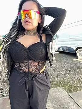 Snapshot of BaByDollxChloe chatting on February 12, 2026, 8:37 pm BaByDollxChloe online show from February 12, 2026, 8:37 pm