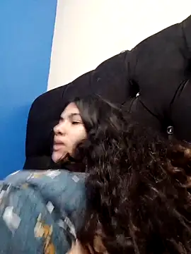 Snapshot of diosa_sofia19 chatting on February 19, 2026, 3:35 am diosa sofia19 online show from February 19, 2026, 3:35 am