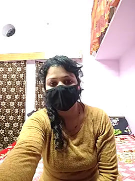 Priyaji7575 online show from January 12, 2026, 1:49 pm