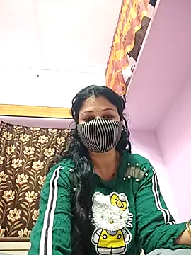 Priyaji7575 online show from February 6, 2026, 5:23 am