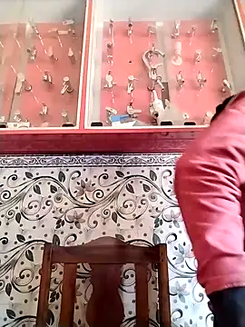 studio-my online show from February 8, 2026, 6:06 am