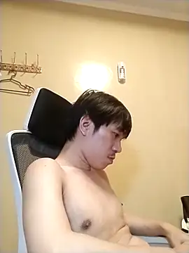 asian guy67 online show from May 29, 2026, 7:45 pm