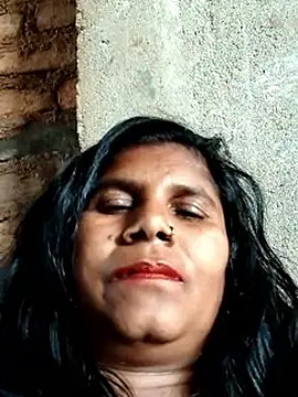 Snapshot of Hot_di97 chatting on February 17, 2026, 7:49 am Hot di97 online show from February 17, 2026, 7:49 am