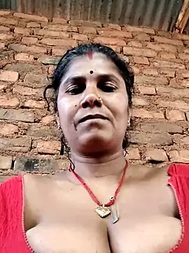 Hot di97 online show from March 21, 2026, 1:21 am