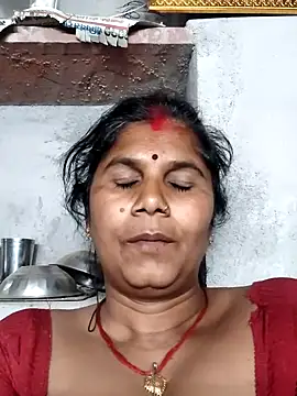 Hot di97 online show from April 2, 2026, 5:10 pm