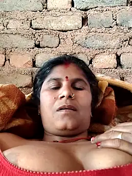 Hot di97 online show from April 6, 2026, 4:57 am