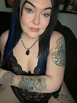 Snapshot of Miss_CurvesXXX chatting on April 22, 2026, 3:02 pm Miss CurvesXXX online show from April 22, 2026, 3:02 pm