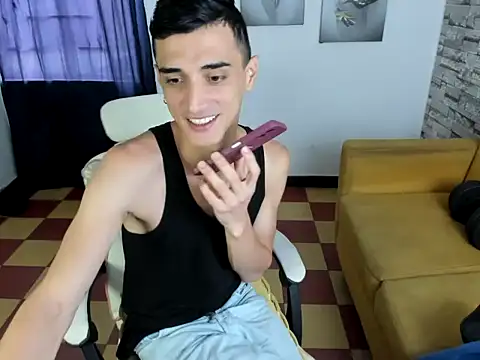 felipe colinss online show from February 3, 2026, 12:21 pm