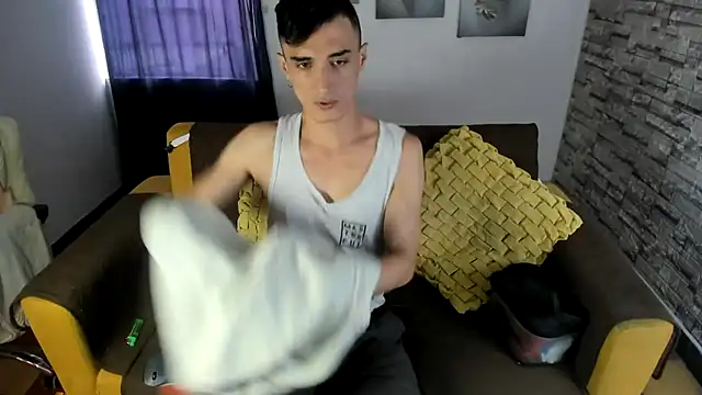 felipe colinss online show from June 9, 2026, 12:28 pm