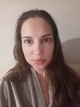 She-Moon online show from May 21, 2026, 6:15 pm