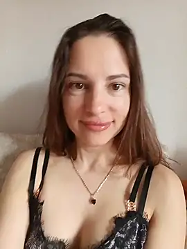 She-Moon online show from May 31, 2026, 5:59 am