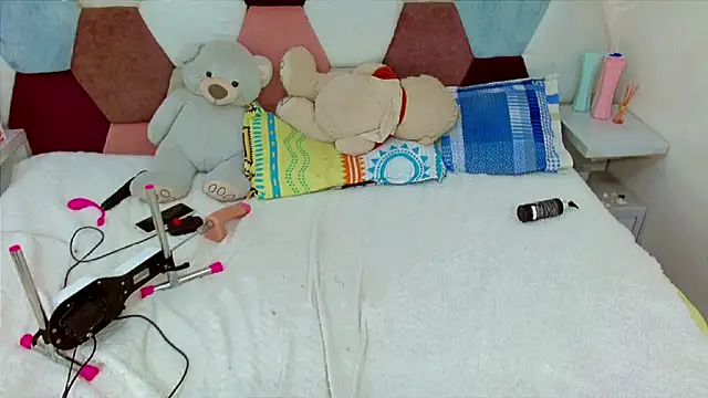 sabriana smith1 online show from April 5, 2026, 3:31 pm