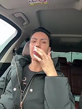 Missolevelvet online show from January 19, 2026, 1:26 pm