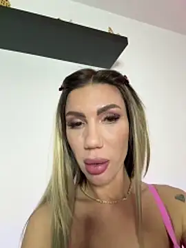 Missolevelvet online show from February 3, 2026, 10:48 pm